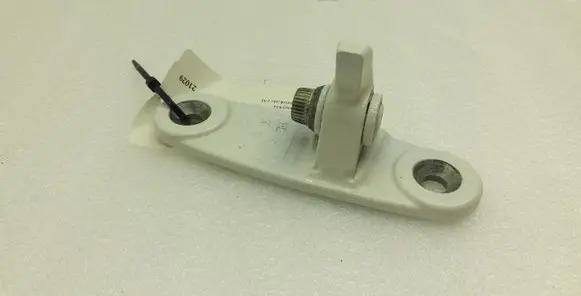 Mercedes-Benz ML W166 Rear door upper hinge A046572