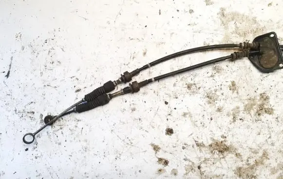 Toyota Avensis Verso Gear shift cable linkage