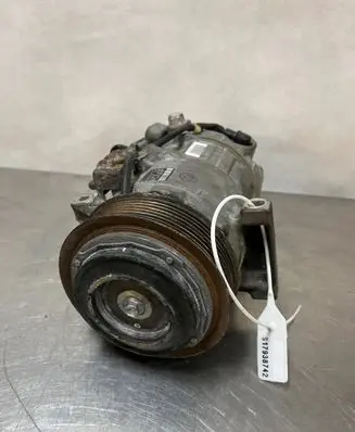 Nissan Qashqai+2 Air conditioning (A/C) compressor (pump) 926004EB0A