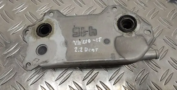 Toyota Verso Engine oil radiator 157100R010