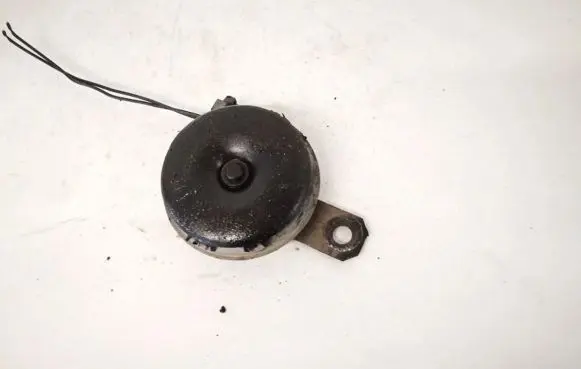 Toyota RAV 4 (XA30) Horn signal e130030