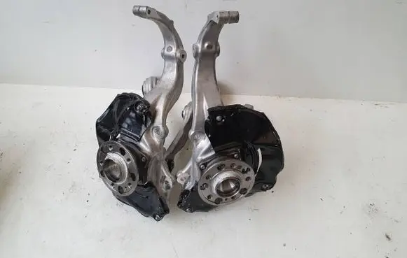 Mercedes-Benz S W222 Front wheel hub spindle knuckle 2221902 2222001