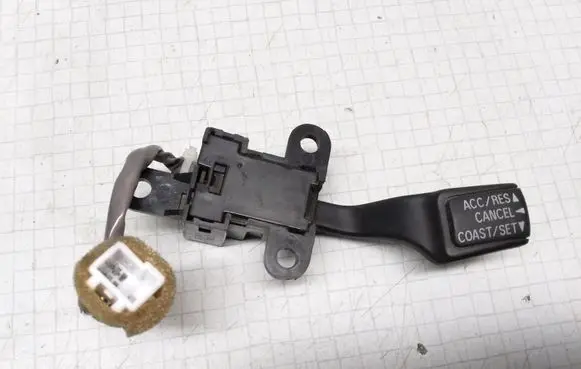 Mitsubishi Galant Cruise control switch 