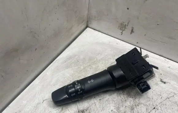 Mitsubishi Outlander Indicator stalk E380013