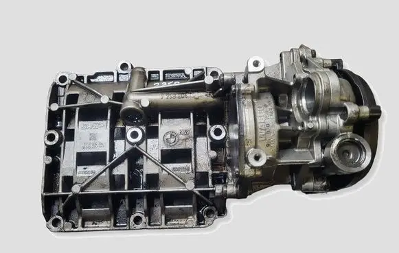 BMW 5 E60 E61 Oil pump 7798014 08072300342