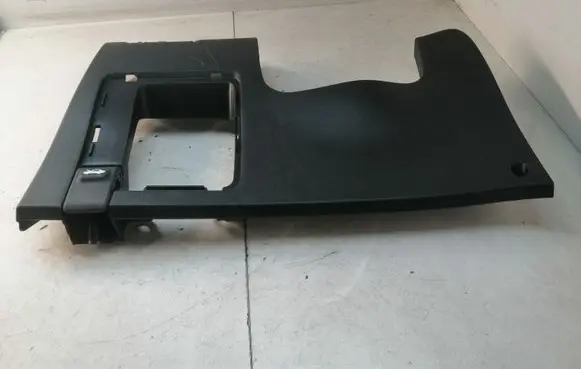 Hyundai i20 (GB IB) Dashboard lower bottom trim panel 84751C8000