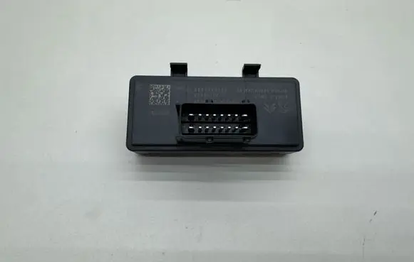DS Automobiles 3 Crossback Seat control module 0889810186