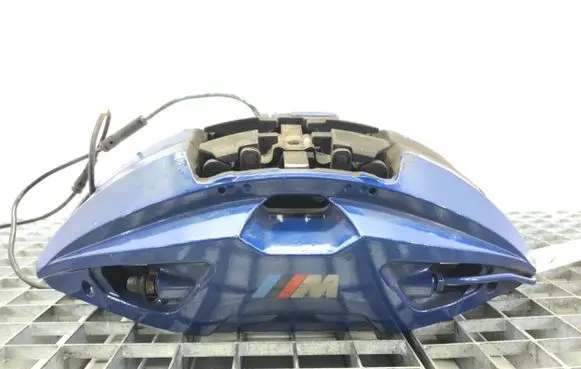 BMW 5 G30 G31 Front brake caliper