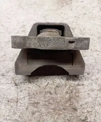 Opel Signum Engine mount bracket V04652
