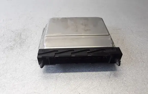 Volvo XC70 Engine control unit/module 30646978A 0000094114