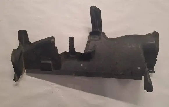 Dodge Charger Intercooler air guide/duct channel 68236462AB