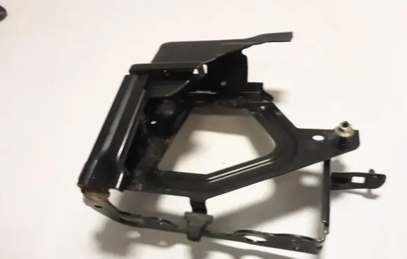 Mazda 3 III Engine control unit holder 