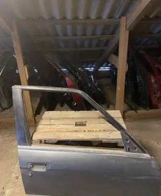 BMW 3 E30 Front door 