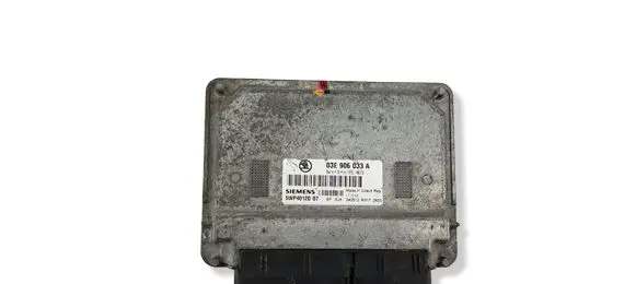 Skoda Fabia Mk1 (6Y) Engine control unit/module 03E906033A 5WP401200