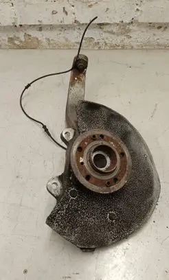 Mercedes-Benz GL X166 Front wheel hub A16610
