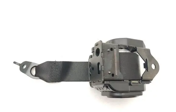 BMW i4 Rear seatbelt S35A0C30402