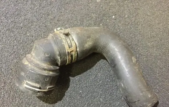 Skoda Fabia Mk1 (6Y) Engine coolant pipe/hose 1c0122291