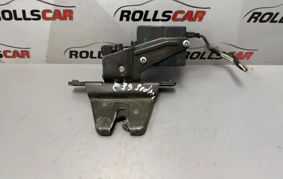 BMW 5 E39 Tailgate/trunk/boot lock/catch/latch 8172177