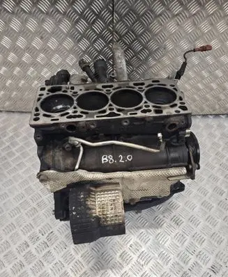 Volkswagen PASSAT B8 Engine block CRL