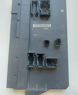Mercedes-Benz Sprinter W906 SAM control unit A9069006203