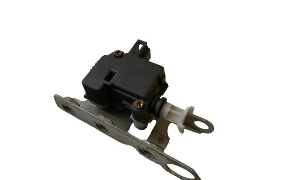 Land Rover Discovery 3 - LR3 Tailgate boot lock/latch motor 7016050 51247016050