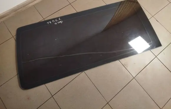 Volkswagen Transporter - Caravelle T5 Rear side window 