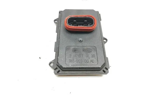 Audi Q3 8U Headlight ballast module Xenon 7PP941329M 5DF01011462