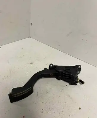 Volvo S40 Accelerator throttle pedal 4M519F836AH