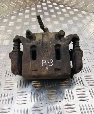 Nissan Pathfinder R51 Front brake caliper