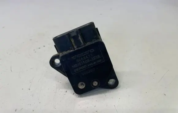 Volvo S40 Mass air flow meter 8658471