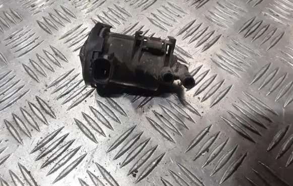 Chrysler PT Cruiser Vacuum valve 