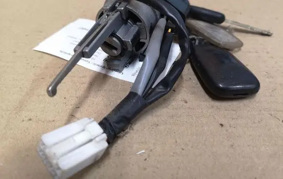 Hyundai Santa Fe Ignition lock