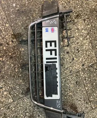Audi A5 8T 8F Front bumper upper radiator grill