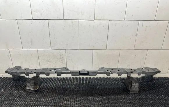 Top upper radiator support slam panel