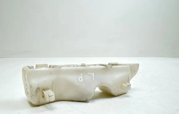 Nissan Qashqai Front bumper mounting bracket 62223JD000