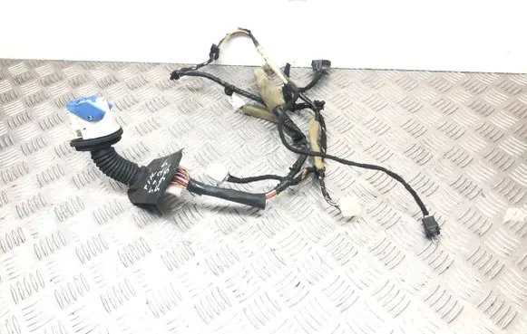 Mazda 6 Front door wiring loom GS8S67200D K7005AY 8032100026T