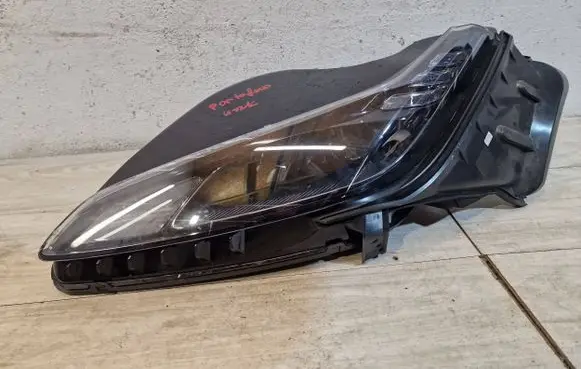 Ferrari Portofino Headlight/headlamp 343515