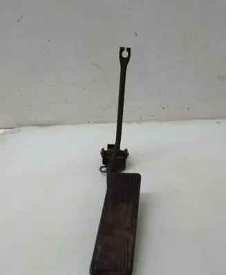 Jeep Cherokee XJ Accelerator throttle pedal 8953003932