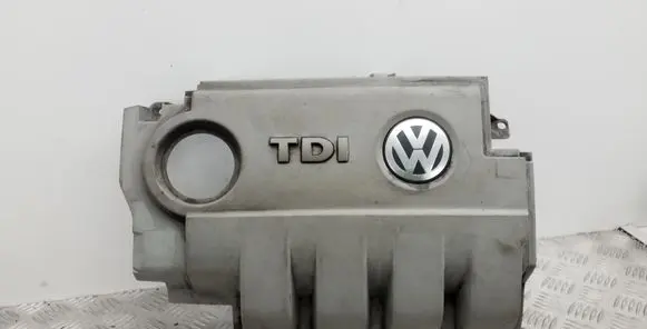Volkswagen PASSAT B6 Engine cover (trim) 03G103967N