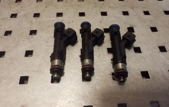 Opel Corsa D Fuel injectors set 0280158181