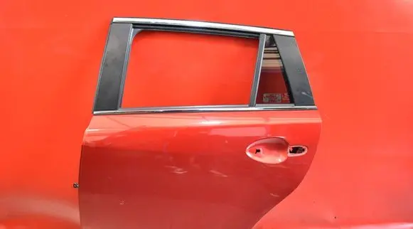Mazda 6 Rear door