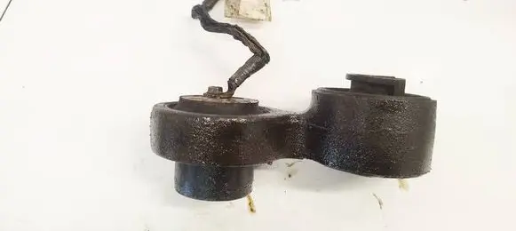 Honda Accord Engine mount bracket 