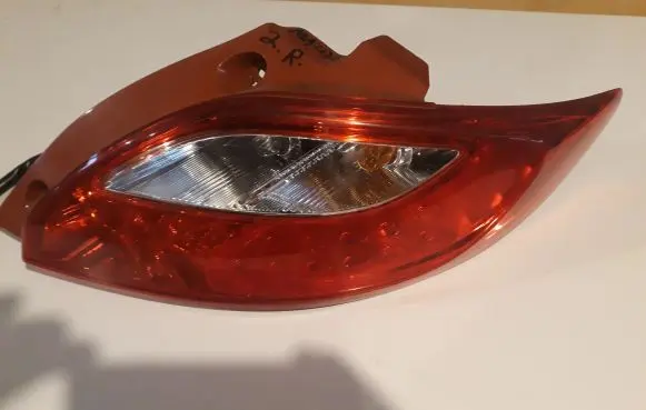 Mazda 2 Rear/tail lights