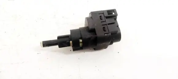 Volkswagen Polo IV 9N3 Brake pedal sensor switch 6Q0945511