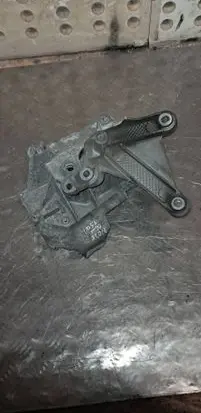 Nissan Note (E11) Gearbox mount 
