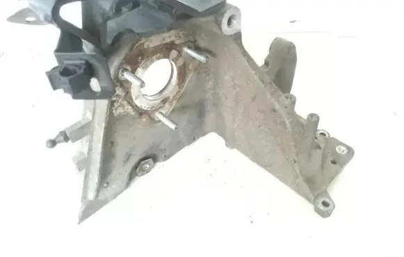 Opel Insignia A Engine mounting bracket 55566003
