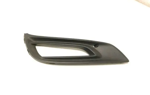 Opel Astra K Front bumper lower grill 13481939