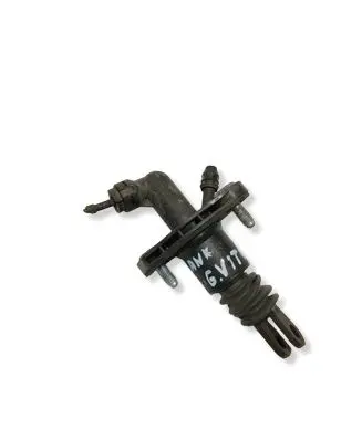 Suzuki Grand Vitara II Clutch master cylinder 2381064J00