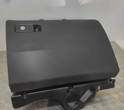 Volkswagen PASSAT B6 Glove box 3C1857114 T0024226 P0108696