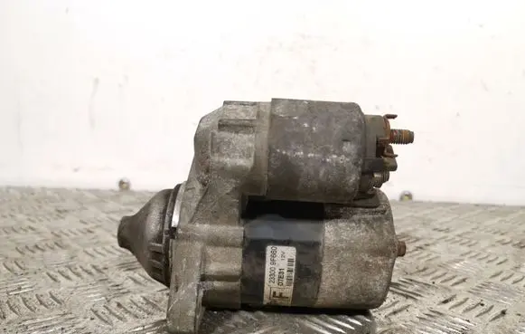 Nissan Primera Starter motor 233009F660